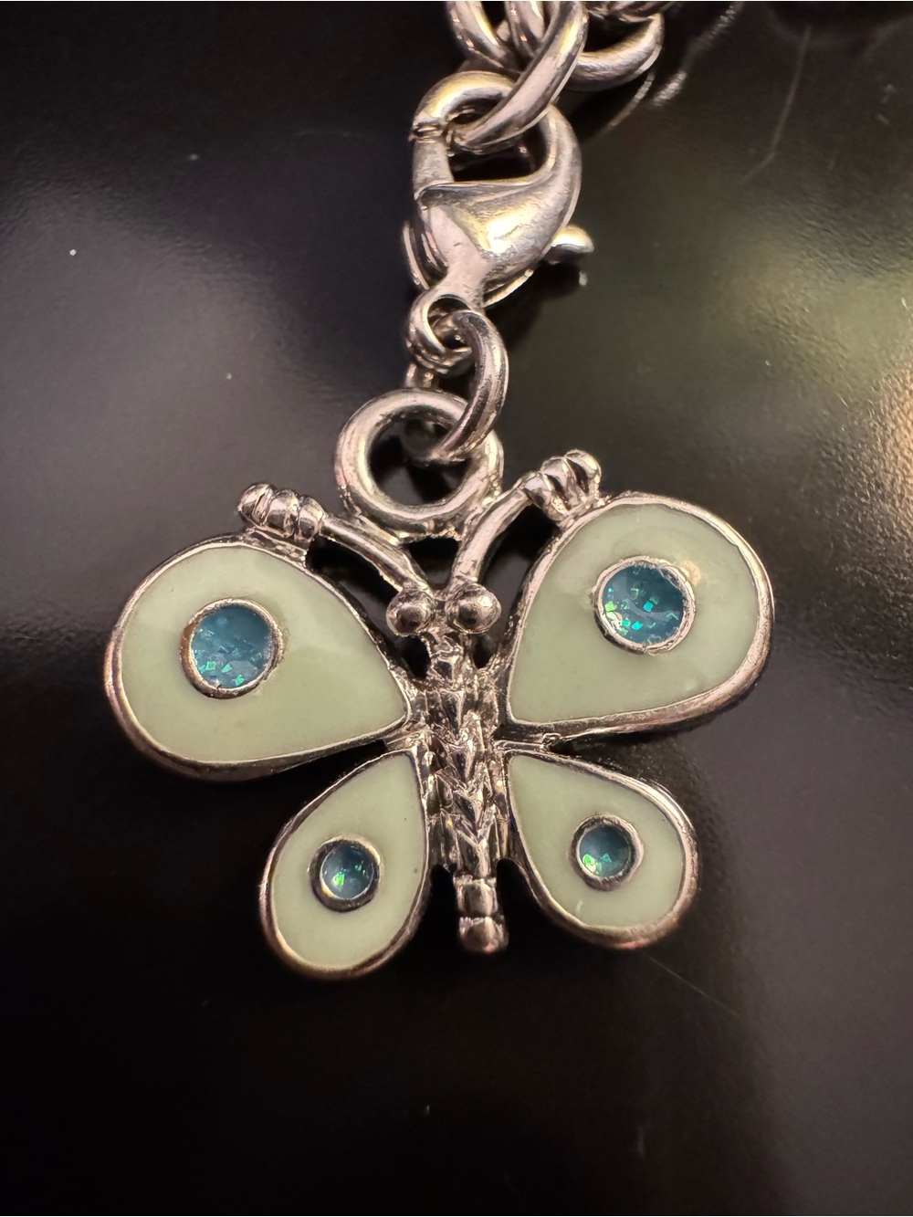 Summer Vibes Charm Bracelet - Silver Tone- Butterfly Dragonfly Hearts Flip-Flops - Picture 2 of 8